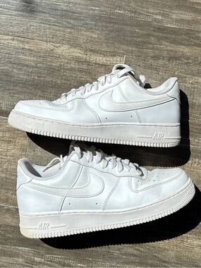 Nike Air Force 1 one white low af 10.5
